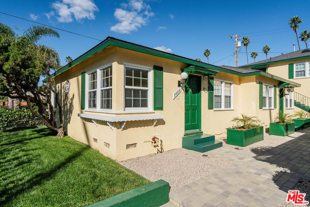 2308 Pisani Pl, Venice 