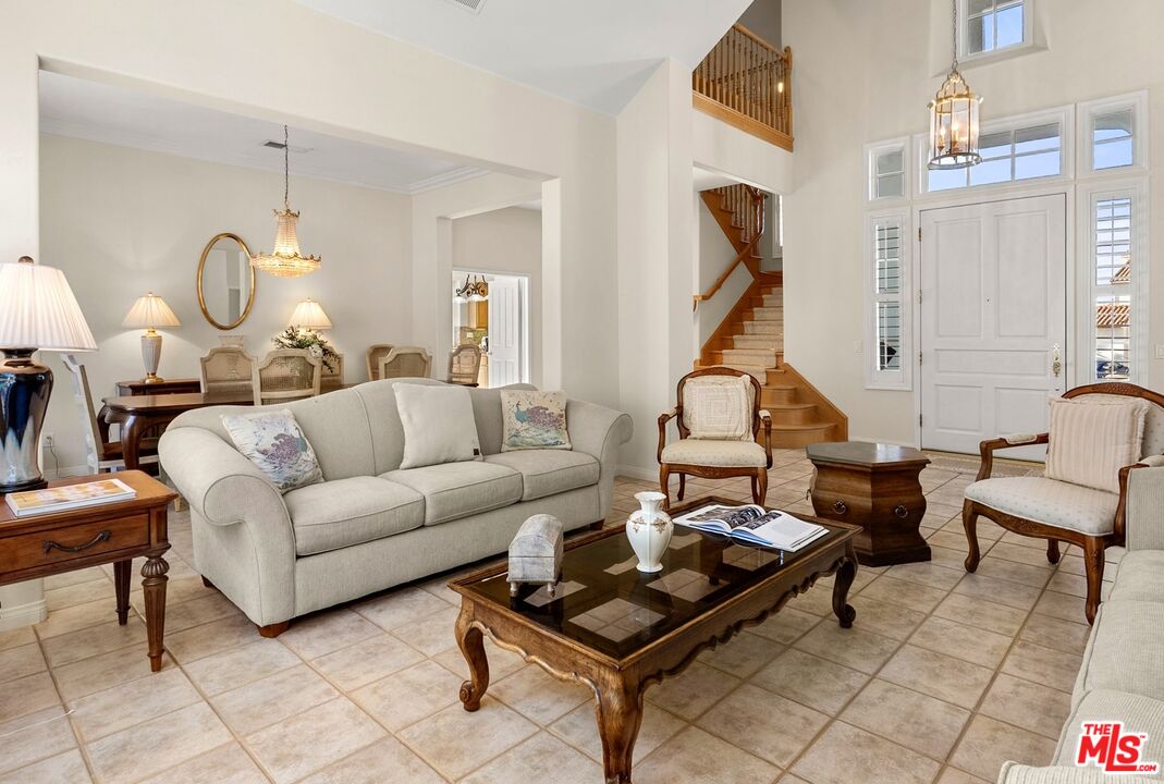 24810 Earls Ct, Calabasas