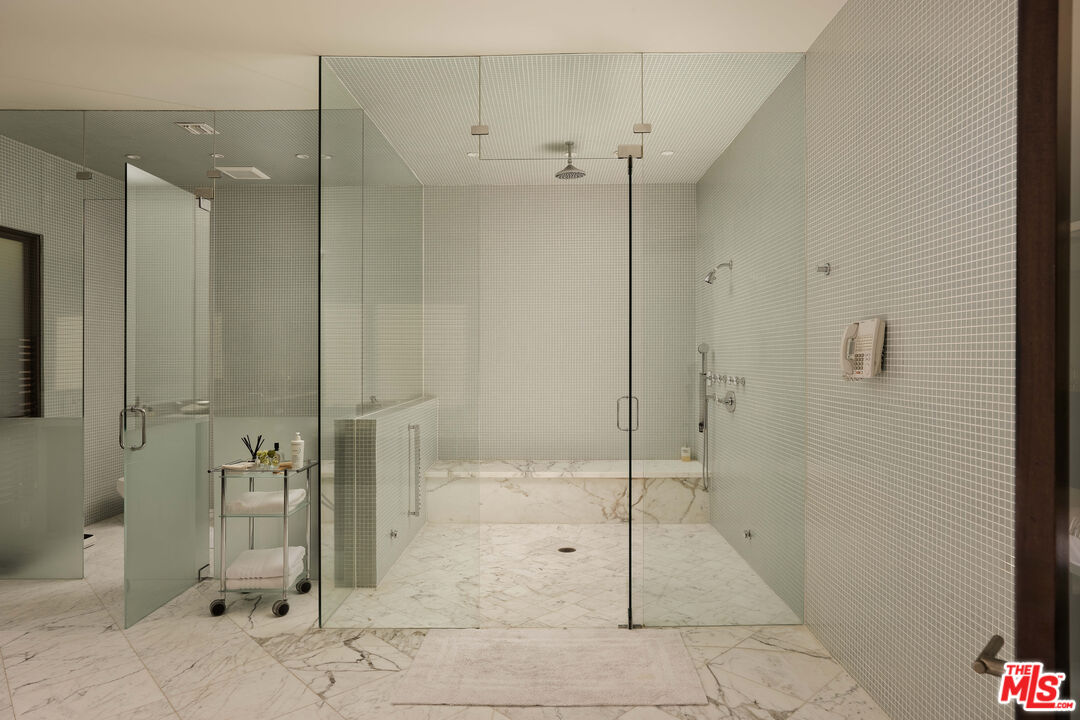 623 N Alta Dr, Beverly Hills