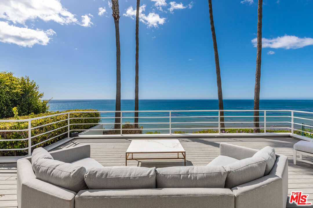 27420 Pacific Coast Hwy, Malibu