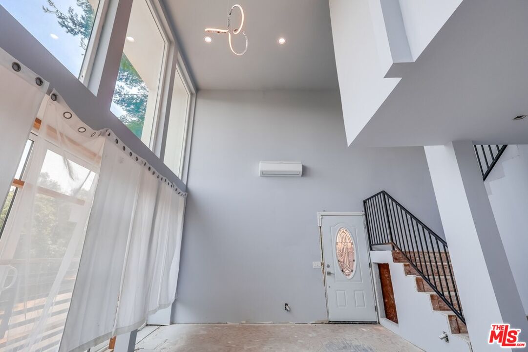8655 Appian Way, Hollywood Hills 