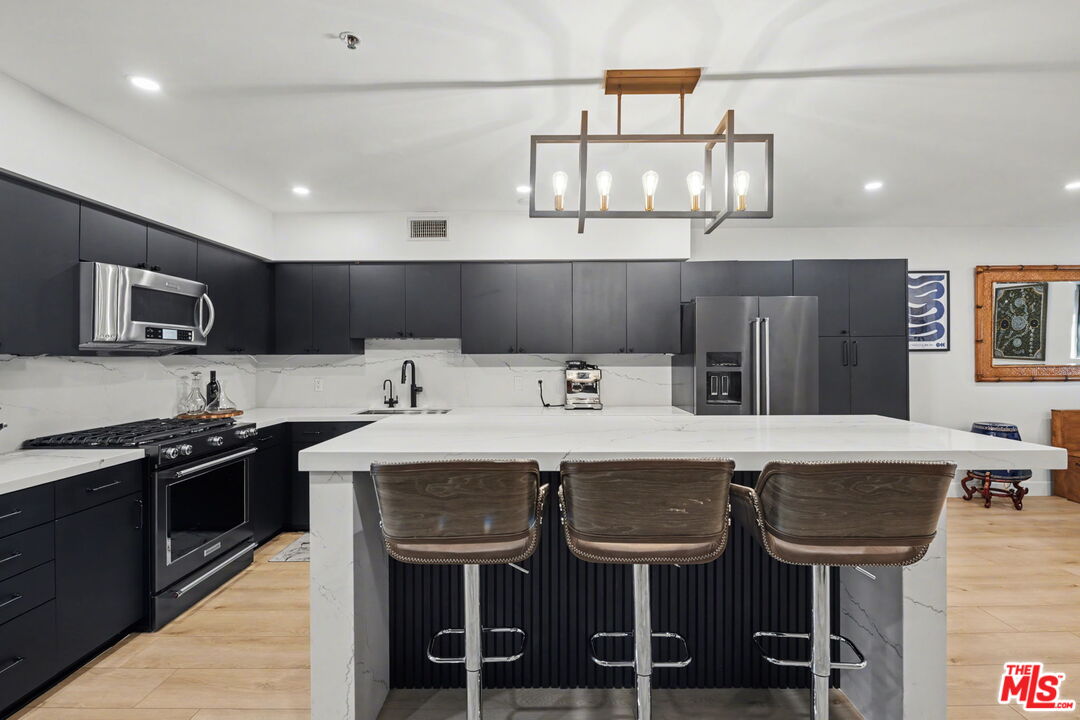 700 Main St Unit: 5, Venice 