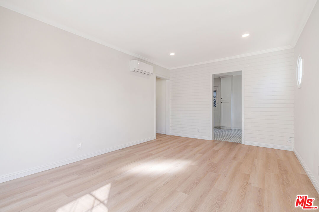 2310 Pisani Pl, Venice