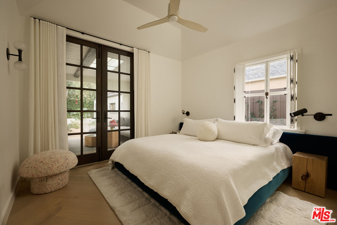 1720 Washington Way, Venice 