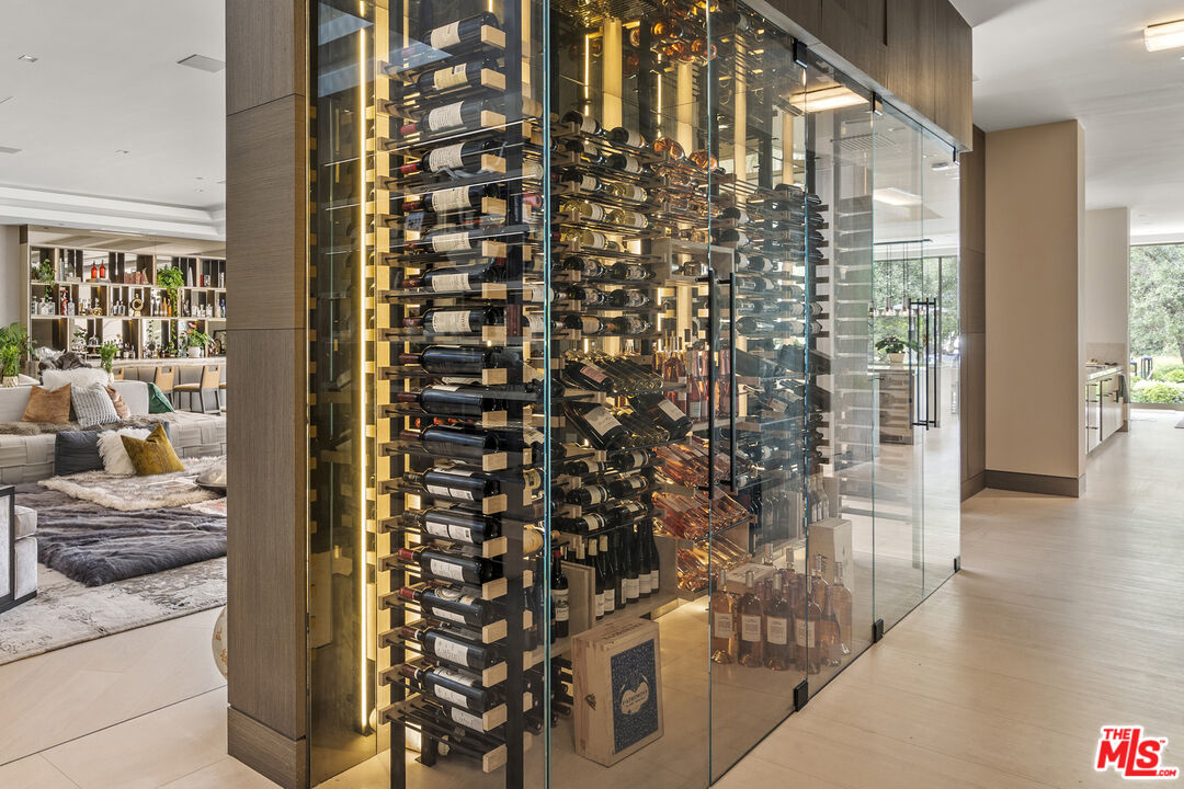 616 N Beverly Dr, Beverly Hills