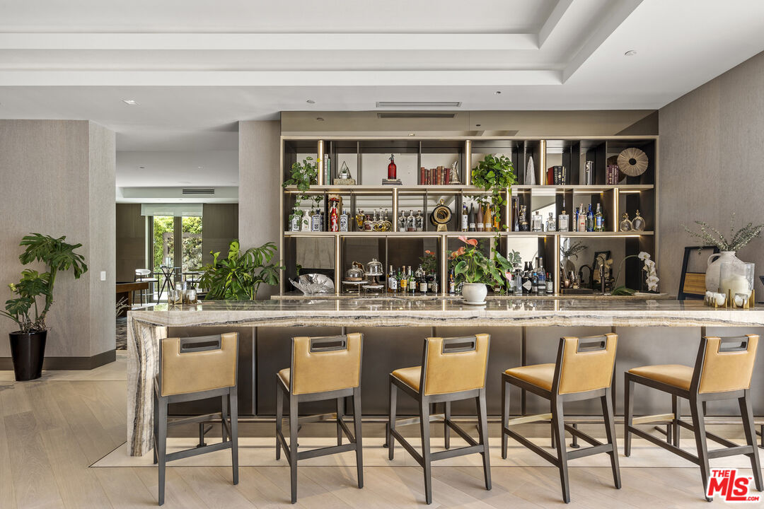 616 N Beverly Dr, Beverly Hills