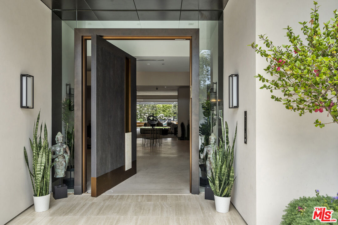 616 N Beverly Dr, Beverly Hills