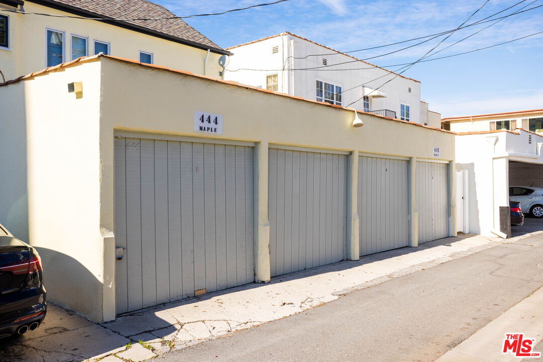 442 S Maple Dr Unit: 1/2, Beverly Hills