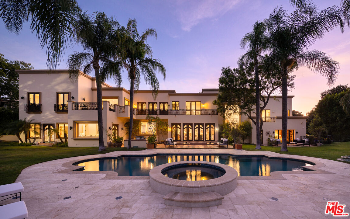 3364 Clerendon Rd, beverly hills