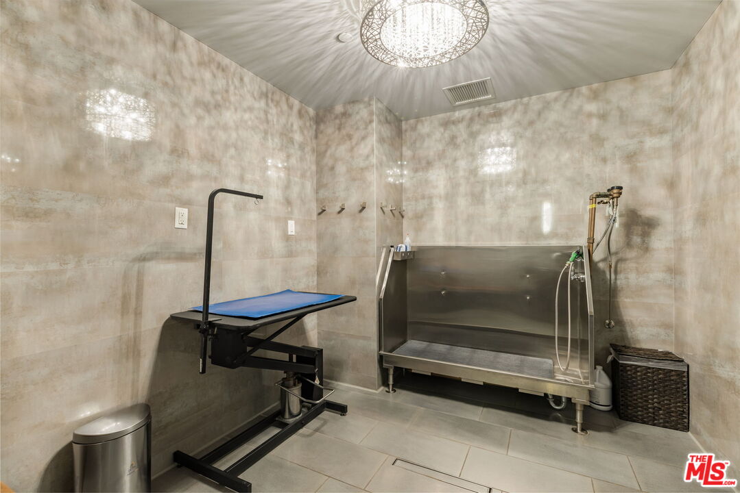 1755 Ocean Avenue Unit: 412, Santa Monica 