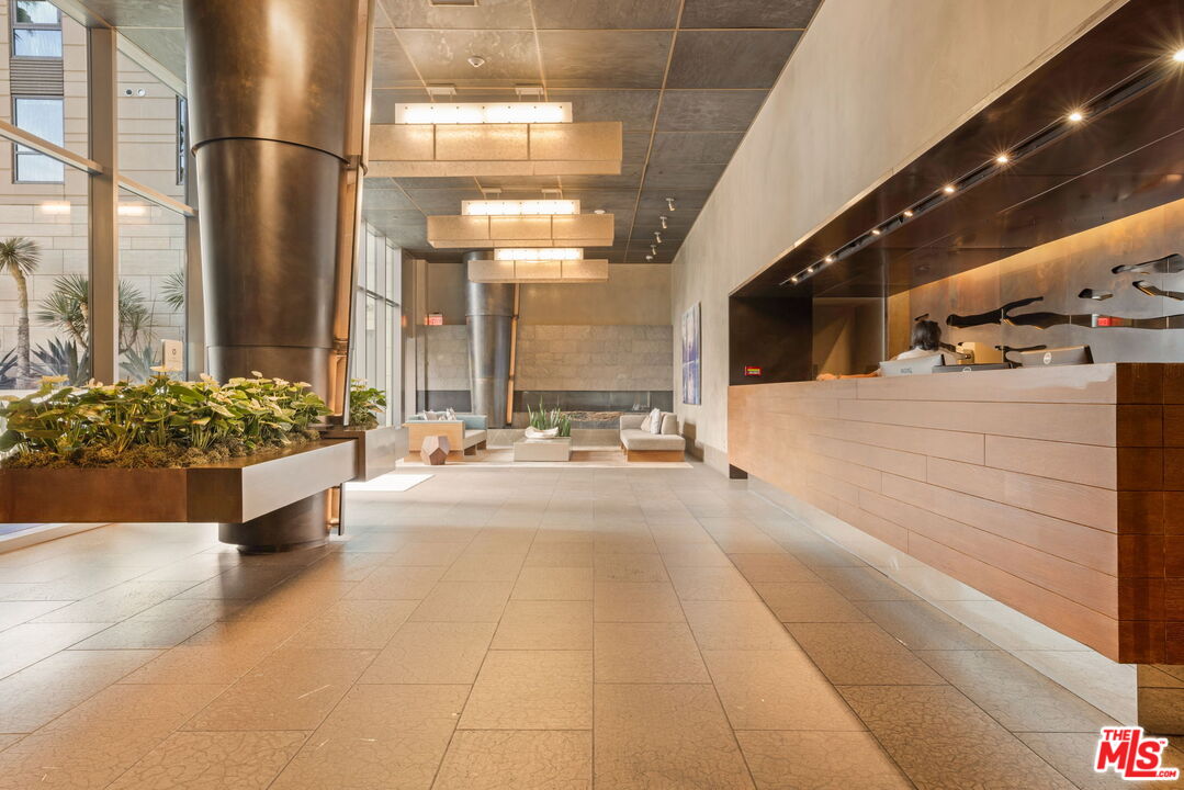 1755 Ocean Avenue Unit: 412, Santa Monica 