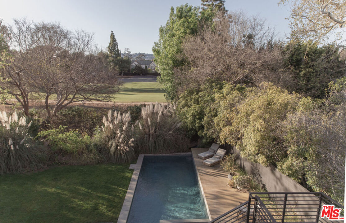 226 S Rimpau Blvd, Hancock Park