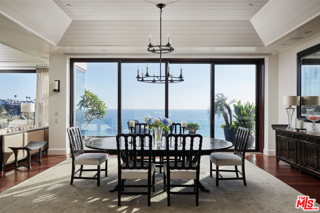 31 Bay Dr, Laguna Beach