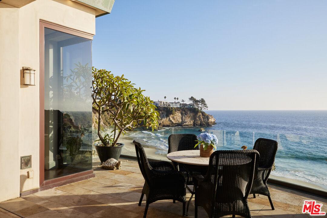 31 Bay Dr, Laguna Beach