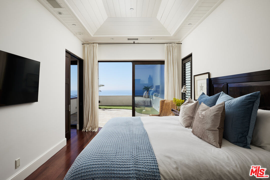 31 Bay Dr, Laguna Beach
