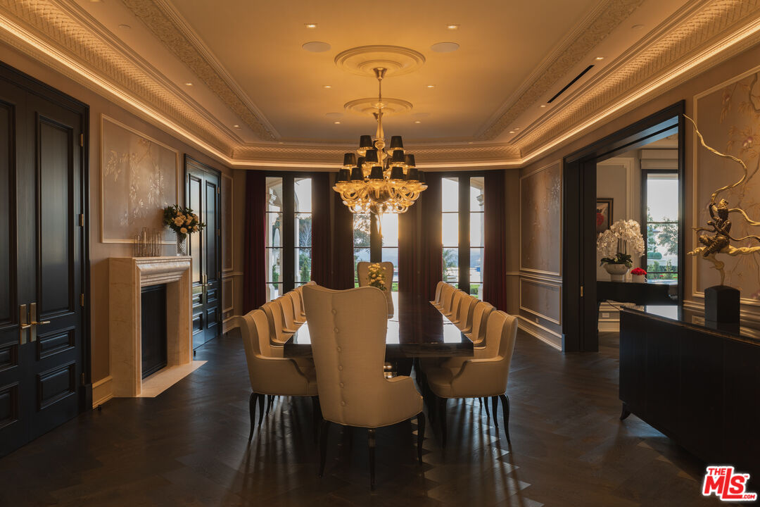 25300 Prado De La Magia, Calabasas