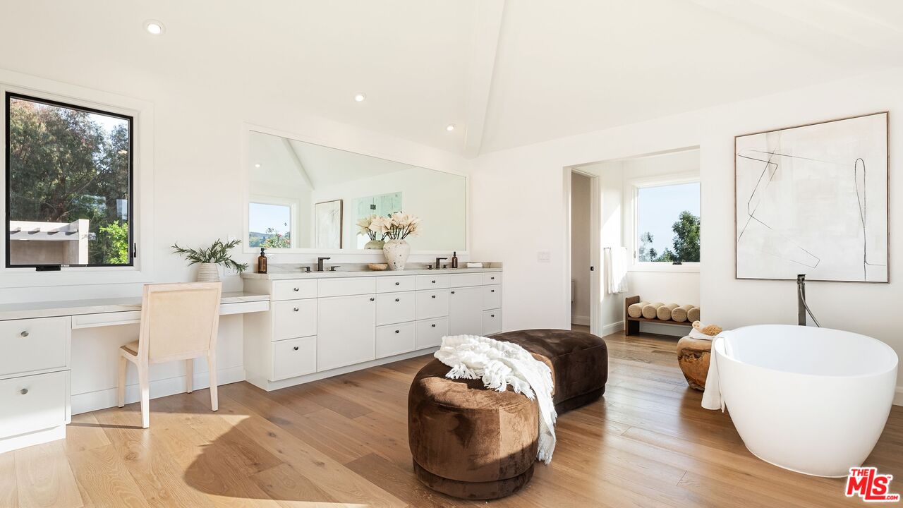 13146 Rivers Rd, Brentwood