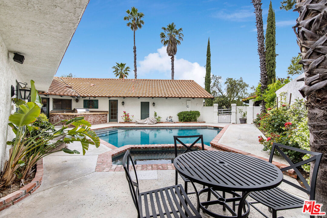 24820 Jacob Hamblin Rd, Hidden Hills