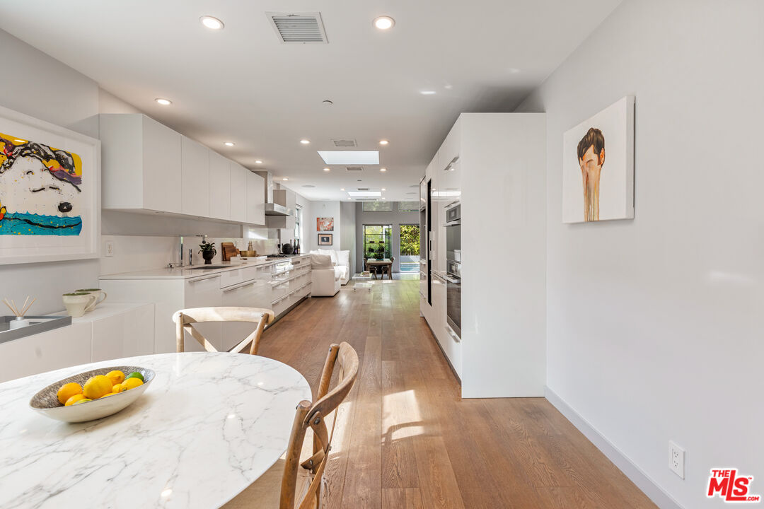 329 Westbourne Dr