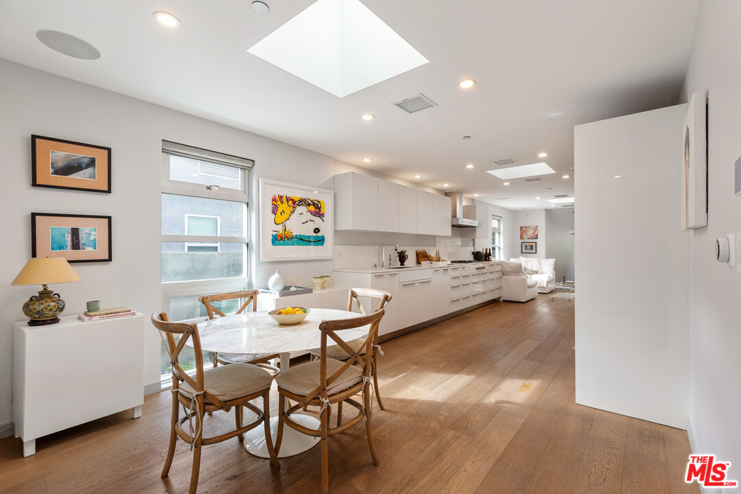 329 Westbourne Dr
