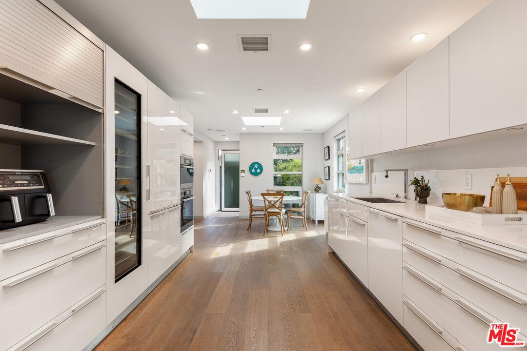 329 Westbourne Dr