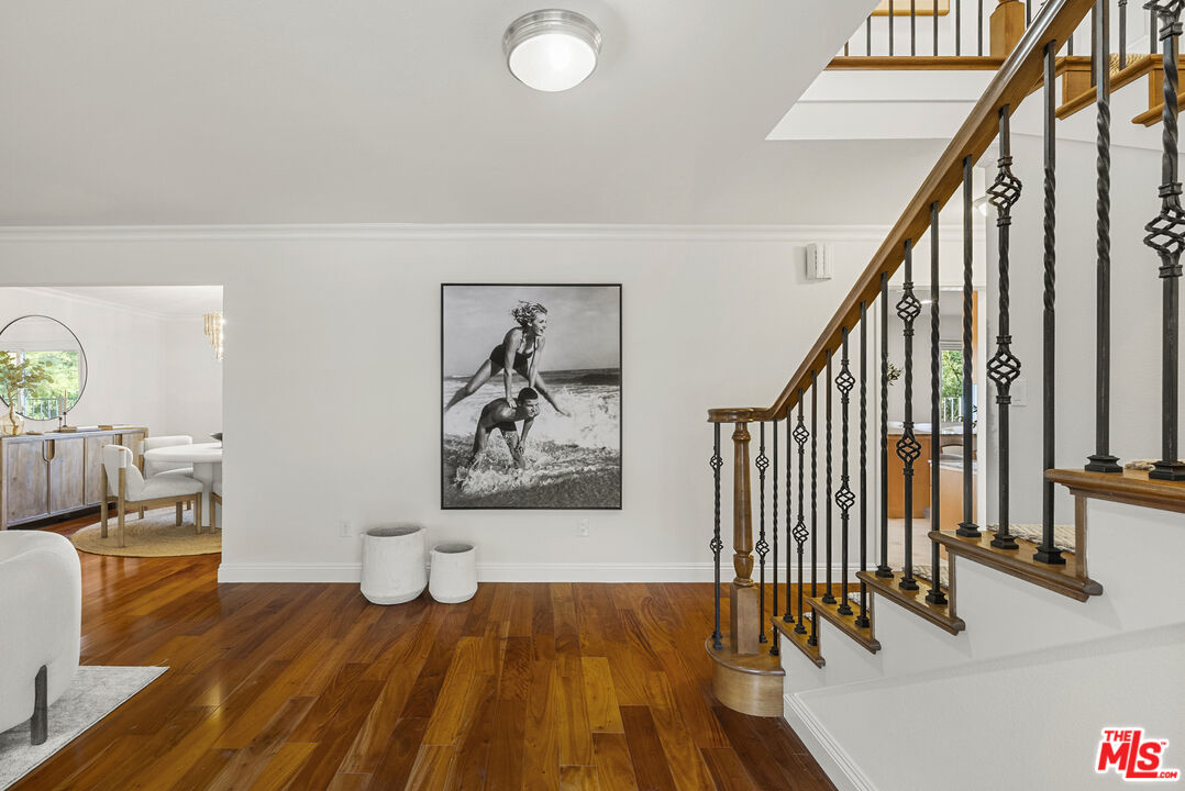 3127 Arrowhead Dr, Hollywood Hills