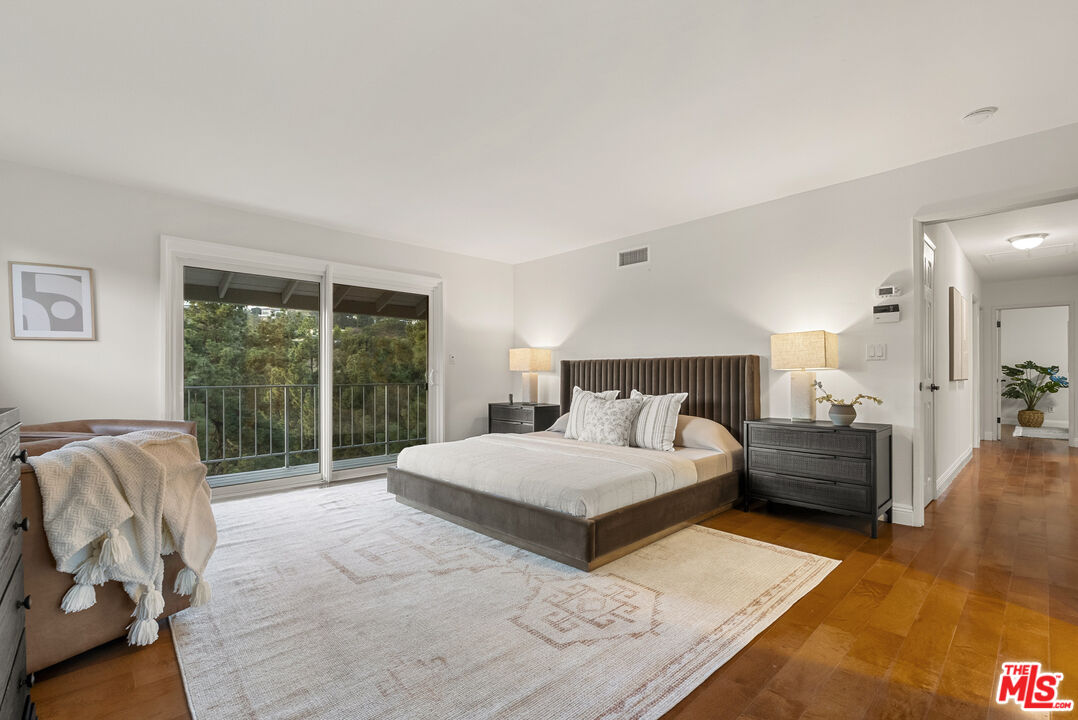 3127 Arrowhead Dr, Hollywood Hills