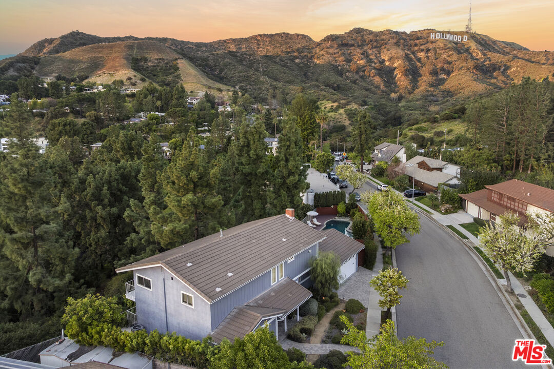 3127 Arrowhead Dr, Hollywood Hills