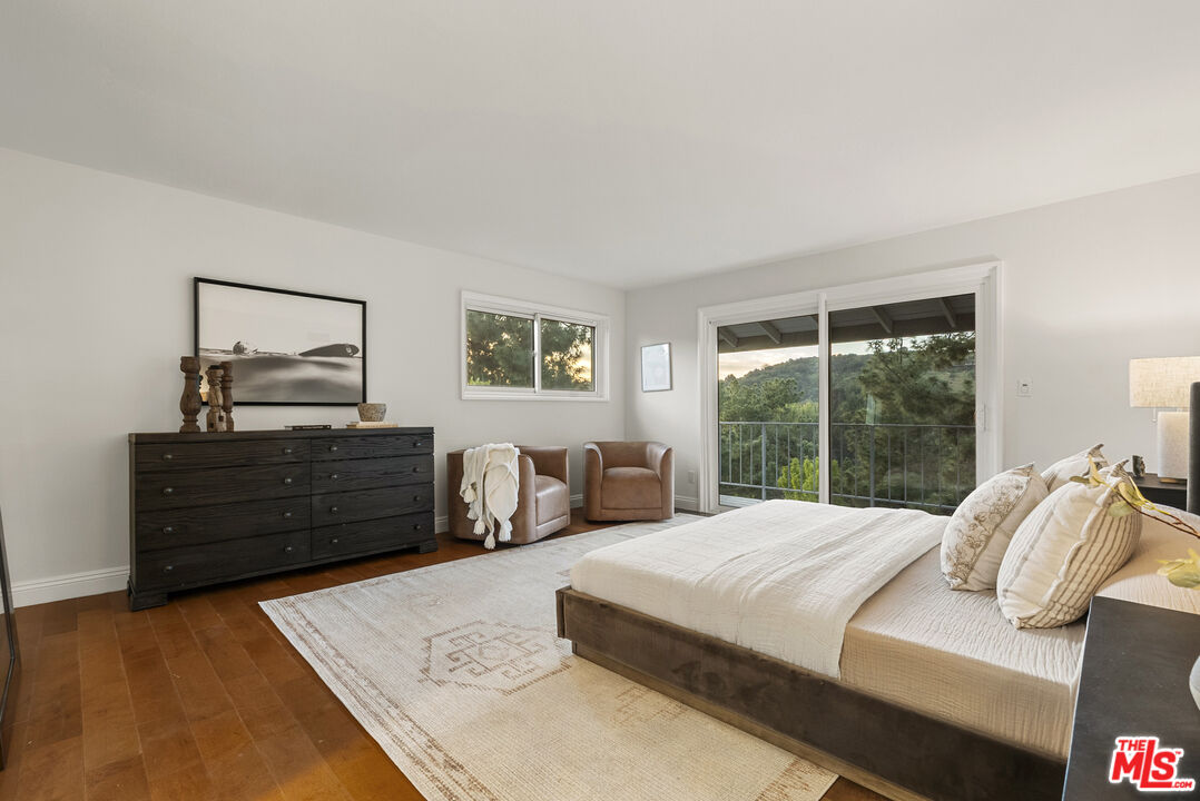 3127 Arrowhead Dr, Hollywood Hills