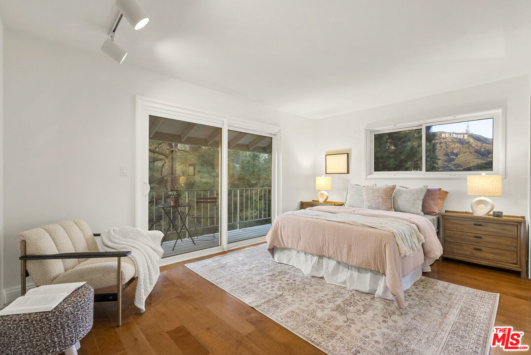 3127 Arrowhead Dr, Hollywood Hills