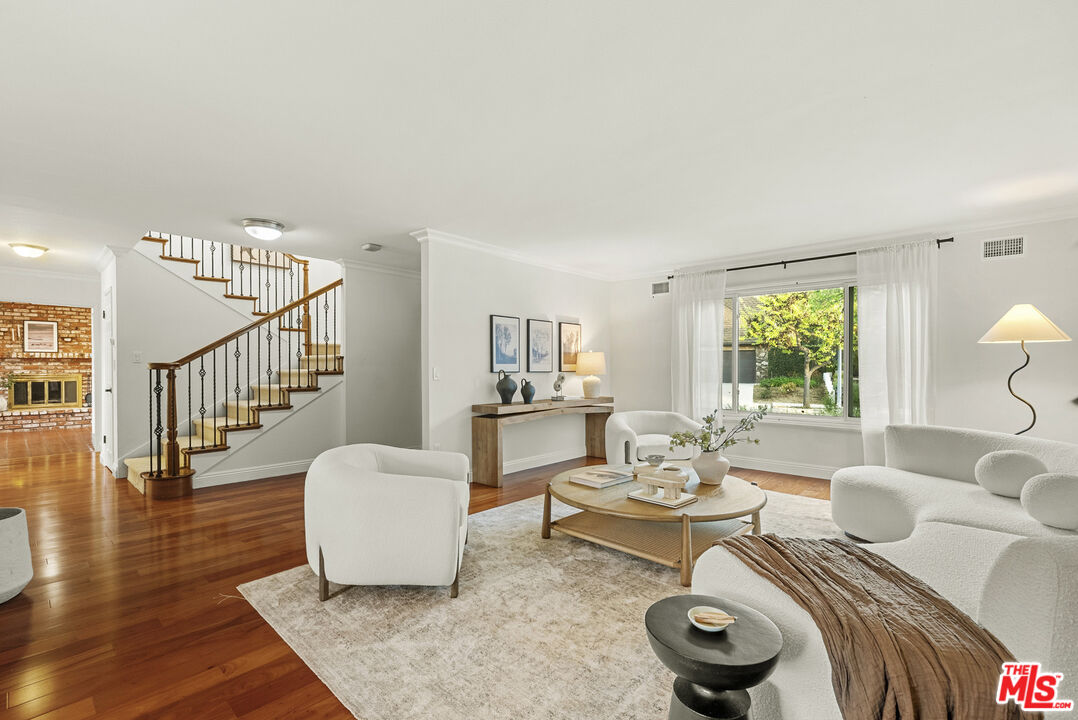 3127 Arrowhead Dr, Hollywood Hills