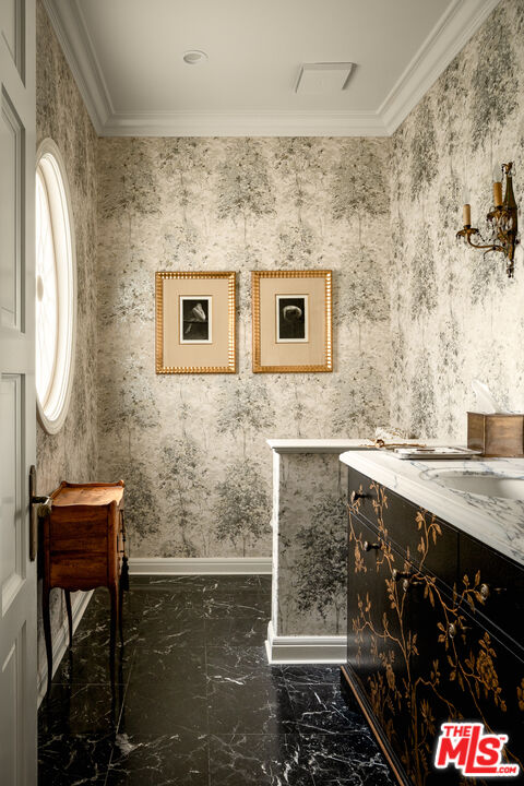 1420 Moraga Dr, Bel Air