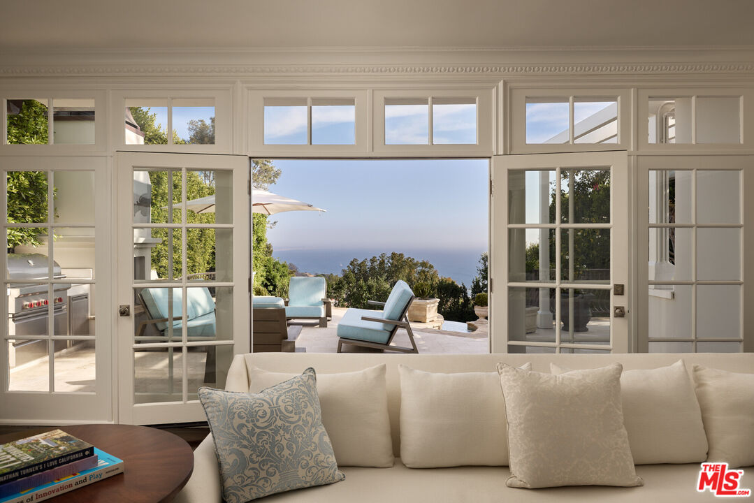 541 Paseo Miramar, Pacific Palisades