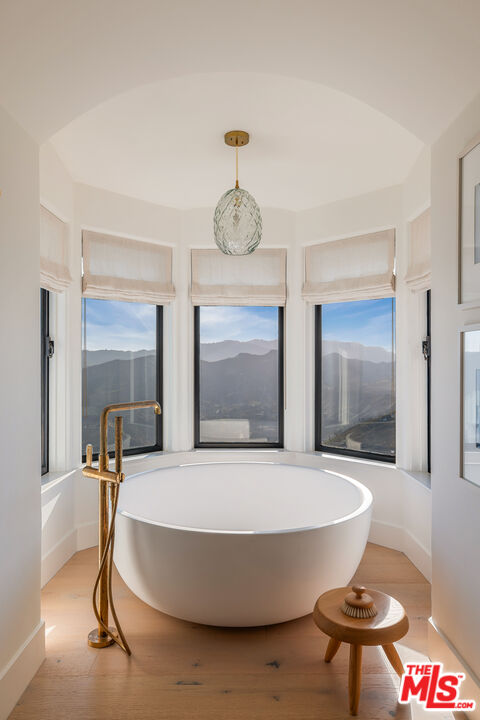 16875 Calle De Sarah, Pacific Palisades 