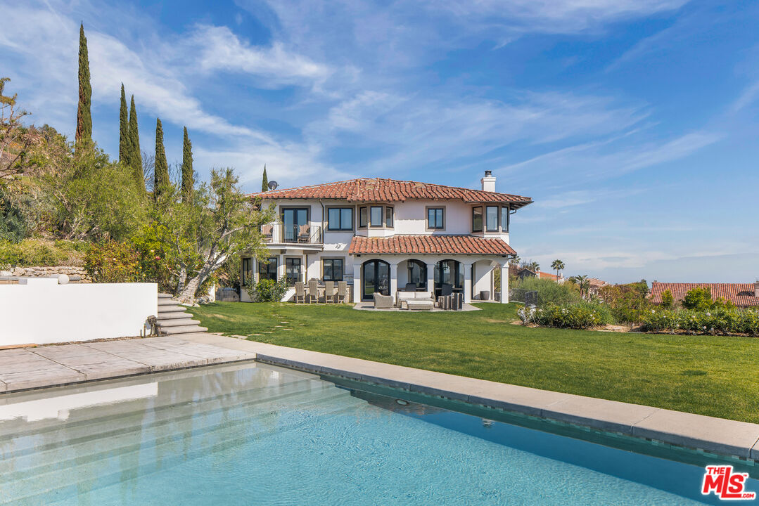 16875 Calle De Sarah, Pacific Palisades 