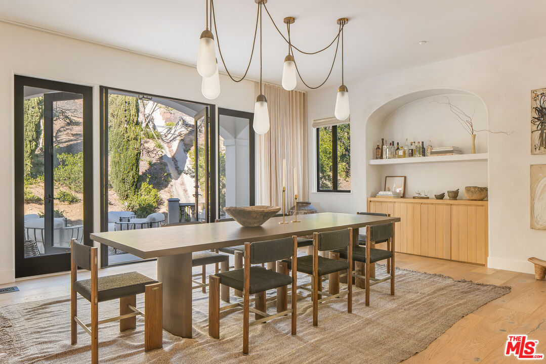 16875 Calle De Sarah, Pacific Palisades 