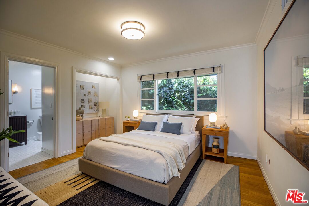 1296 Capri Dr, Pacific Palisades