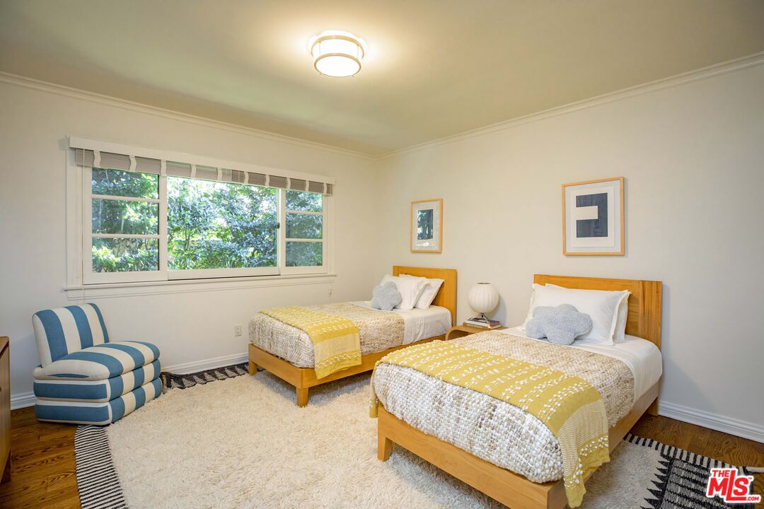 1296 Capri Dr, Pacific Palisades