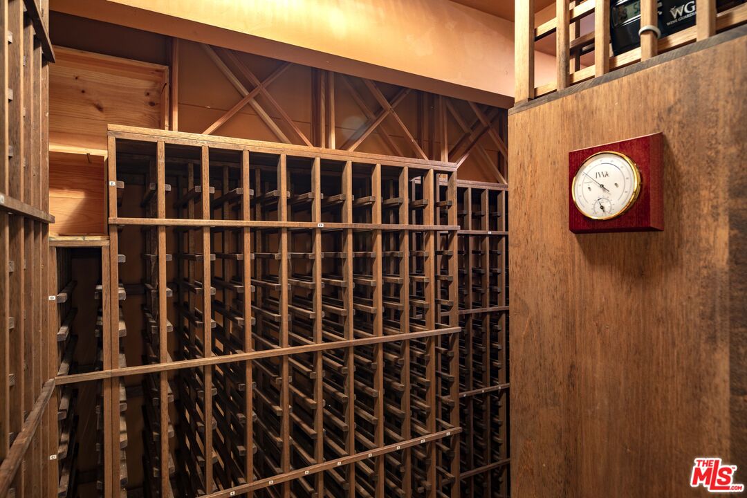 1296 Capri Dr, Pacific Palisades