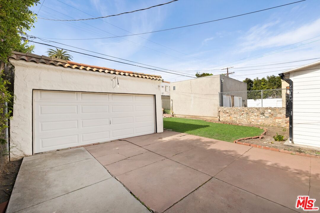 517 N Stanley Ave, Beverly Fairfax