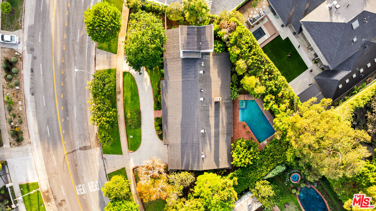 13921 W Sunset Blvd, Pacific Palisades