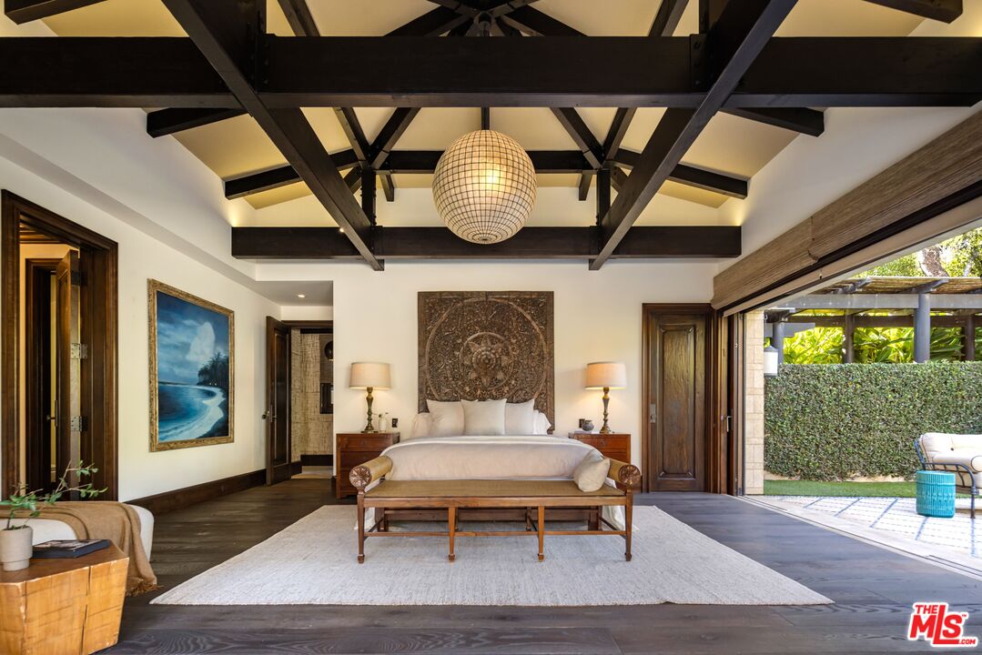 24834 Pacific Coast Hwy, Malibu