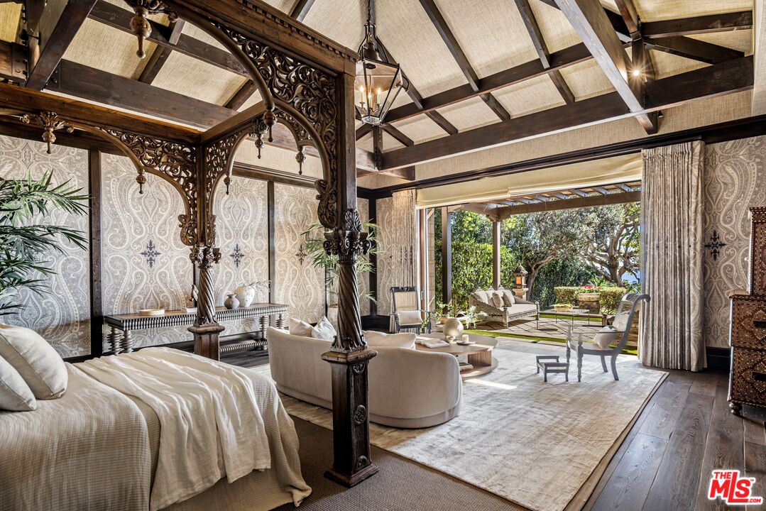 24834 Pacific Coast Hwy, Malibu