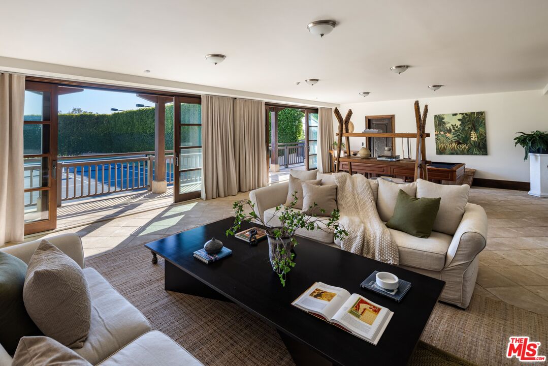 24834 Pacific Coast Hwy, Malibu