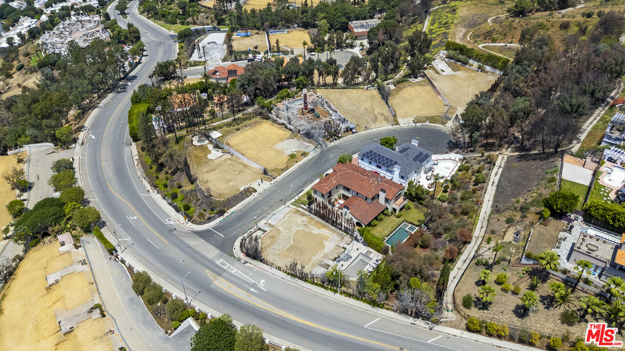 1402 El Bosque Ct, Pacific Palisades