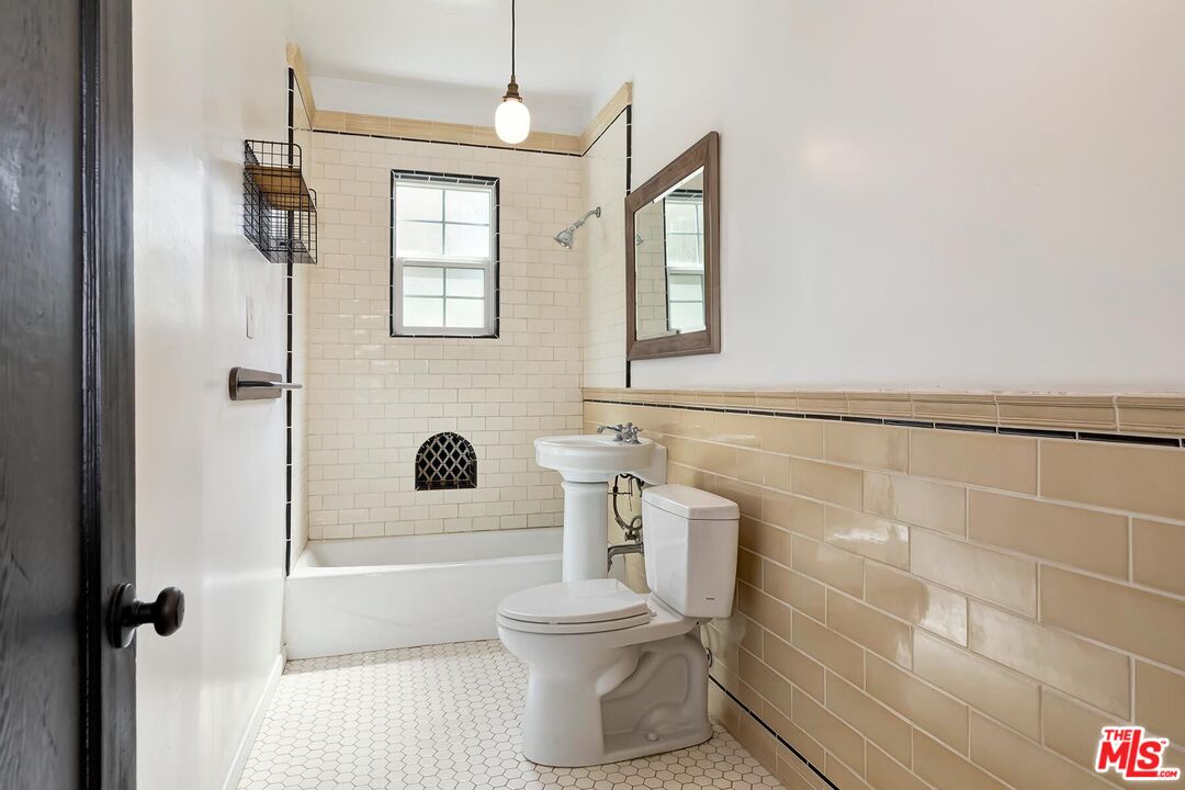 1345 N Hayworth Ave Unit: 5, West Hollywood