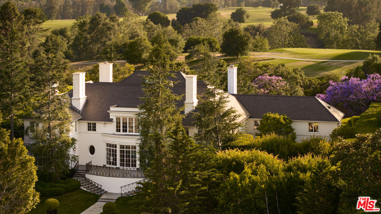 826 Greenway Dr, Beverly Hills