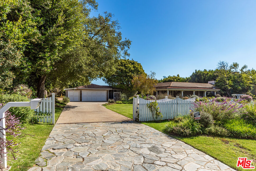 1580 San Remo Dr, Pacific Palisades