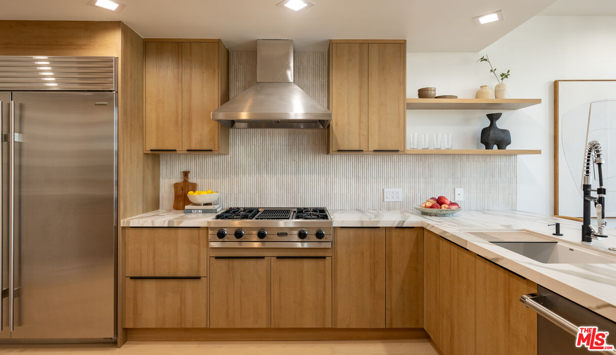 10430 Wilshire Blvd Unit: 802, Westwood