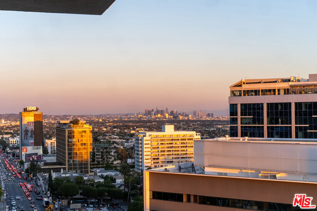 9255 Doheny Rd Unit: 1206